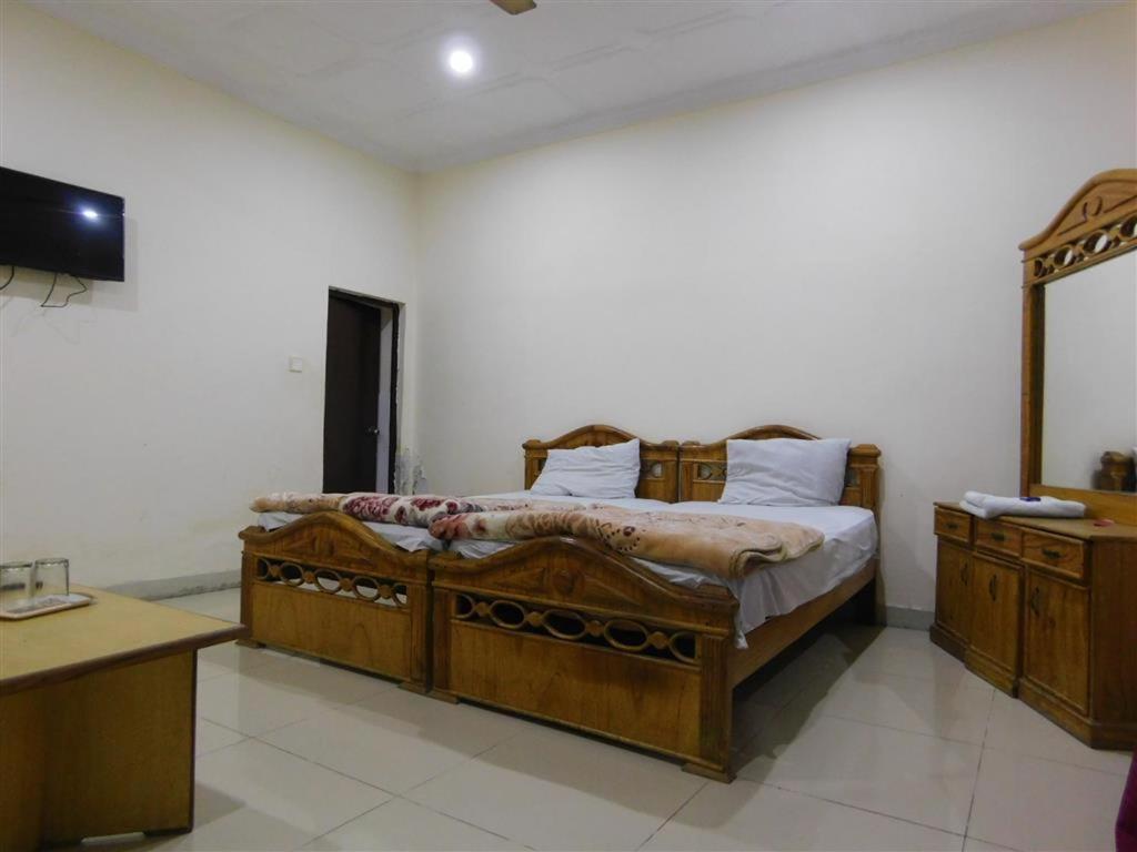 Hotel Humera Bahawalpur Exterior foto